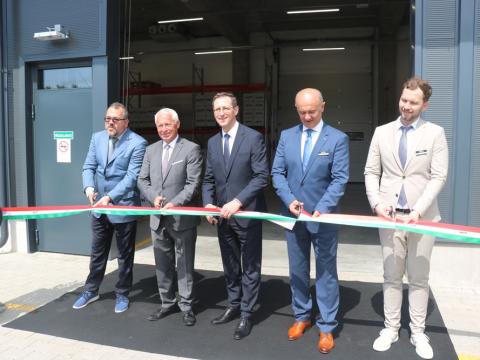 Varga Mihály pénzügyminiszter avatta fel az Anda Present új kalocsai üzemcsarnokát 