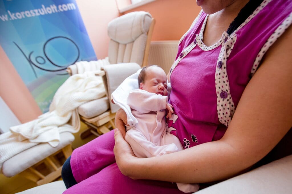 2017.09.03. Baba-mama szoba átadása a Jahn Ferenc Délpesti Kórház koraszülött osztályán, a Naturaqua támogatásával.